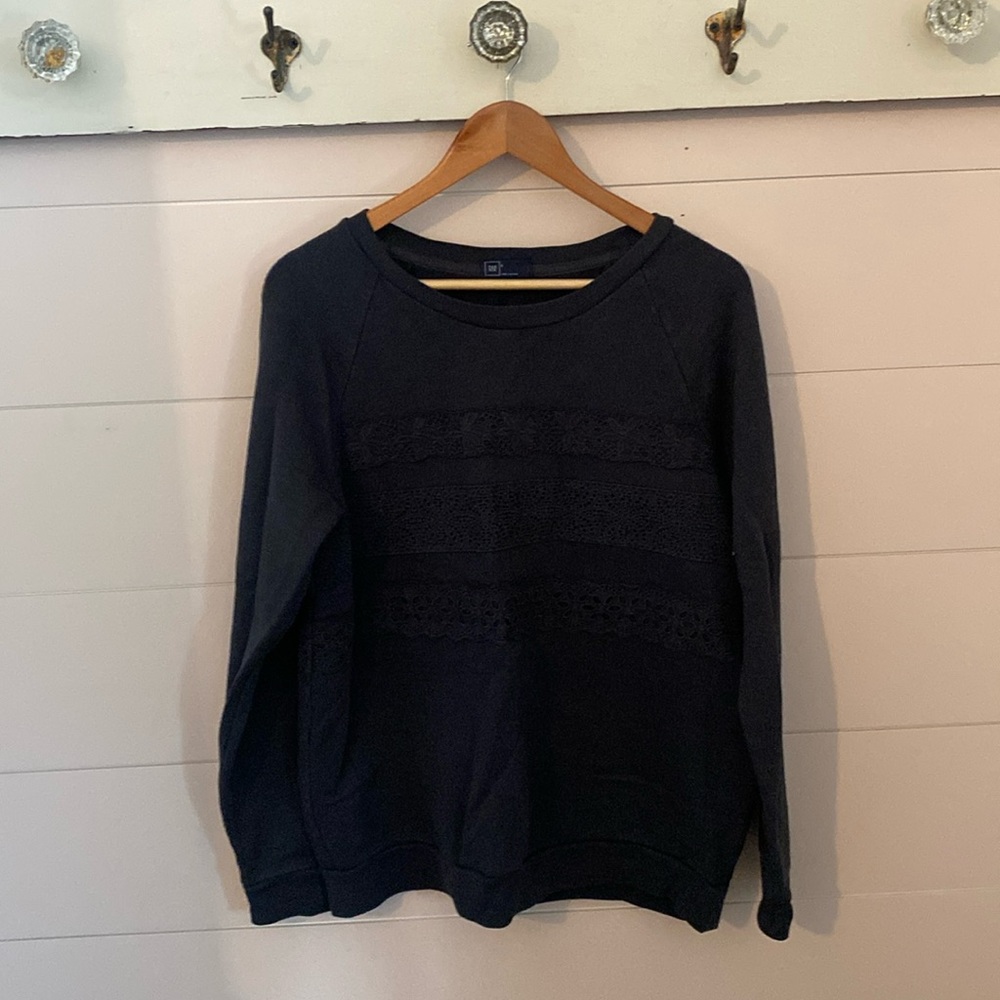 Gap black lace sweatshirt size Large